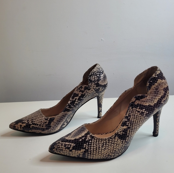 Penny Loves Kenny Snake Print Stiletto Pump Size Women's 6.5 - Picture 2 of 10